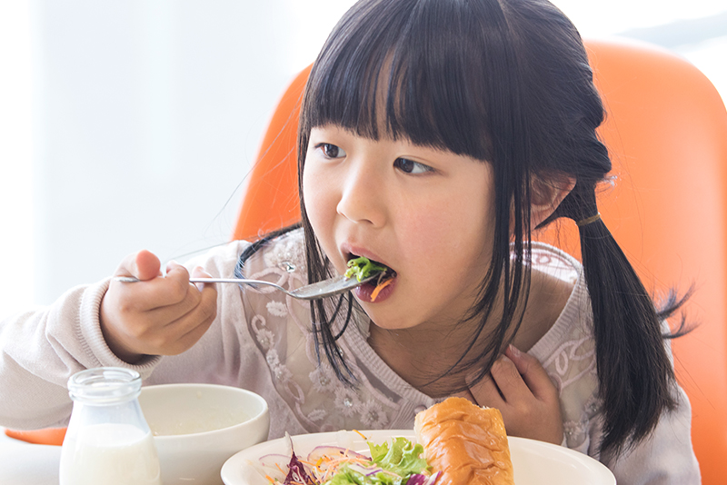 食べ物をよく噛むメリット